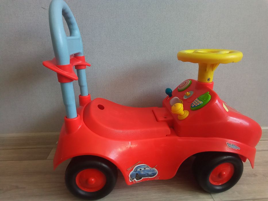 Продам  детский толокар