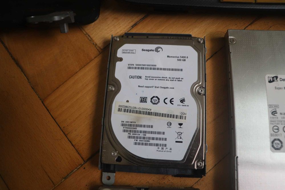 ASUS ASPIRE 5738ZG на части