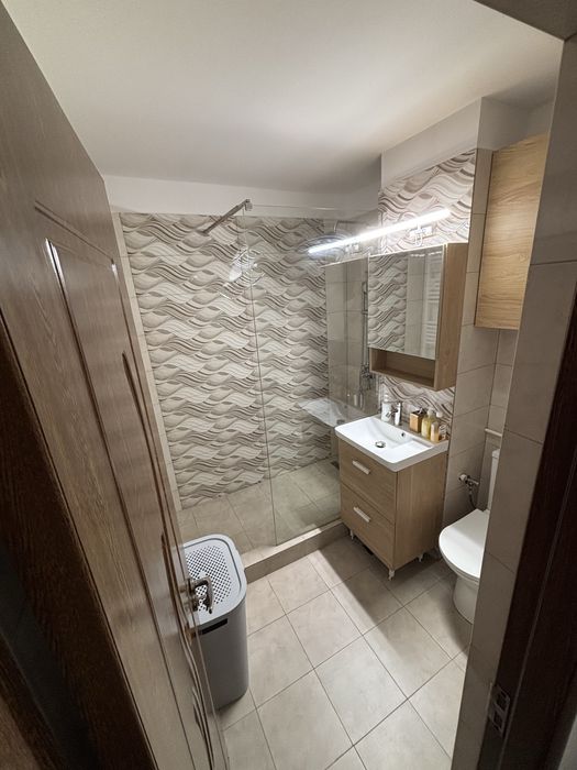 Apartament 2 camere Rovine - renovat, mobilat/utilat, centrala, 50mp