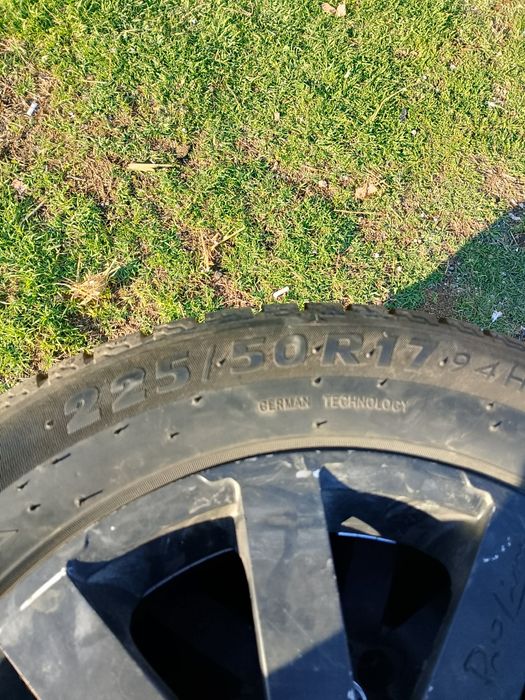 Vând jante cu anvelope noi