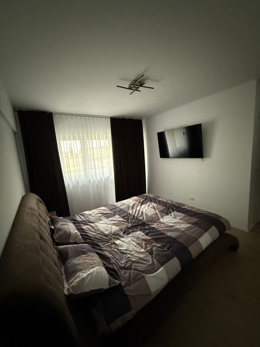 Aparatament 3 camere NOU+ loc de parcare