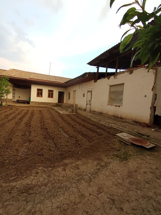 Hovli, uy sotiladi, 3sotok,