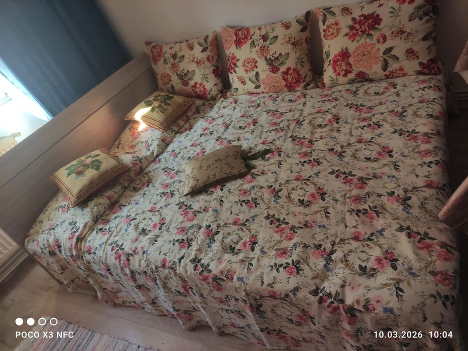 Pat de mijloc cu saltea