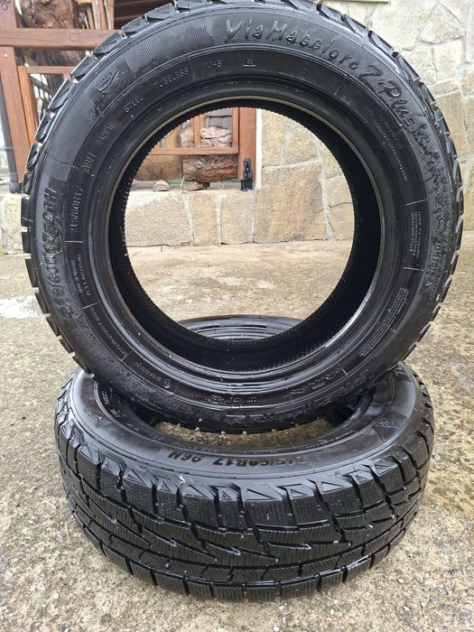 Зимни гуми 215/60 R17.  M+S комплект
