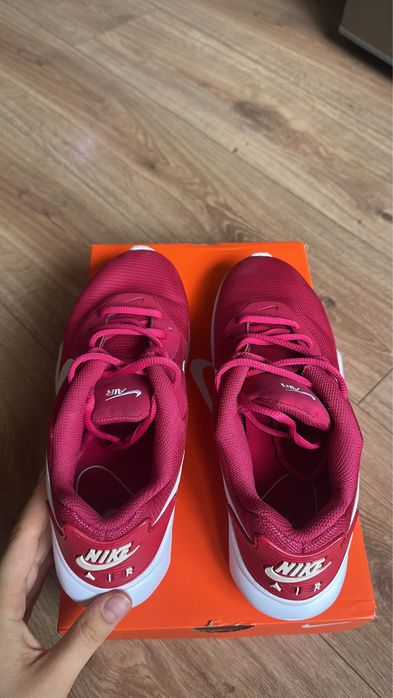 Дамски маратонки Nike