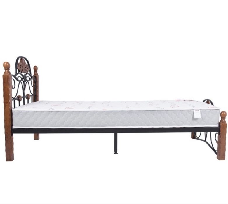 Продаю кровать в отличном состоянии