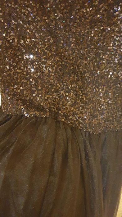 Нова елегантна рокля Apart