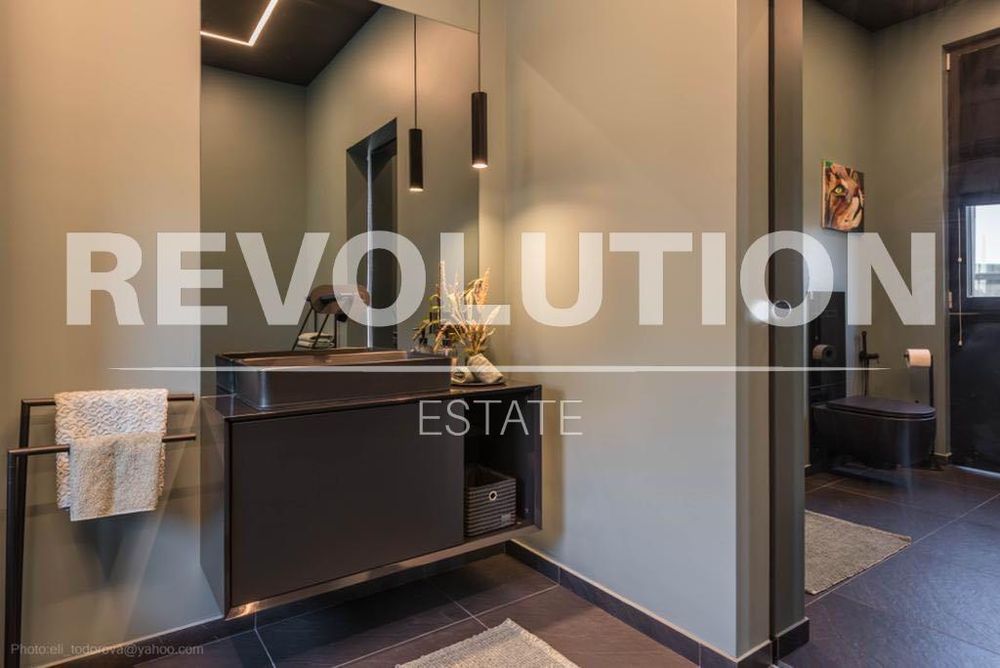 Дава се под наем Къща в Варна, Център - 200 кв.м за 2493.39 € - Снимка #9