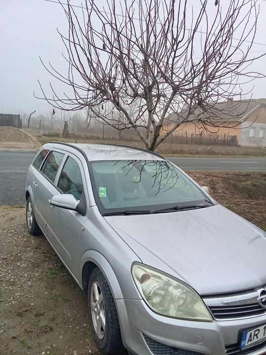 Opel Astra 1,6 benzina,2007 euro 4