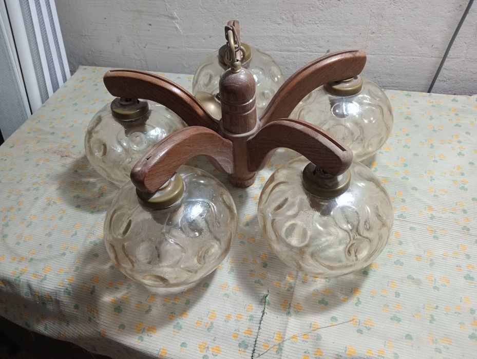 Люстра из натурального дерева