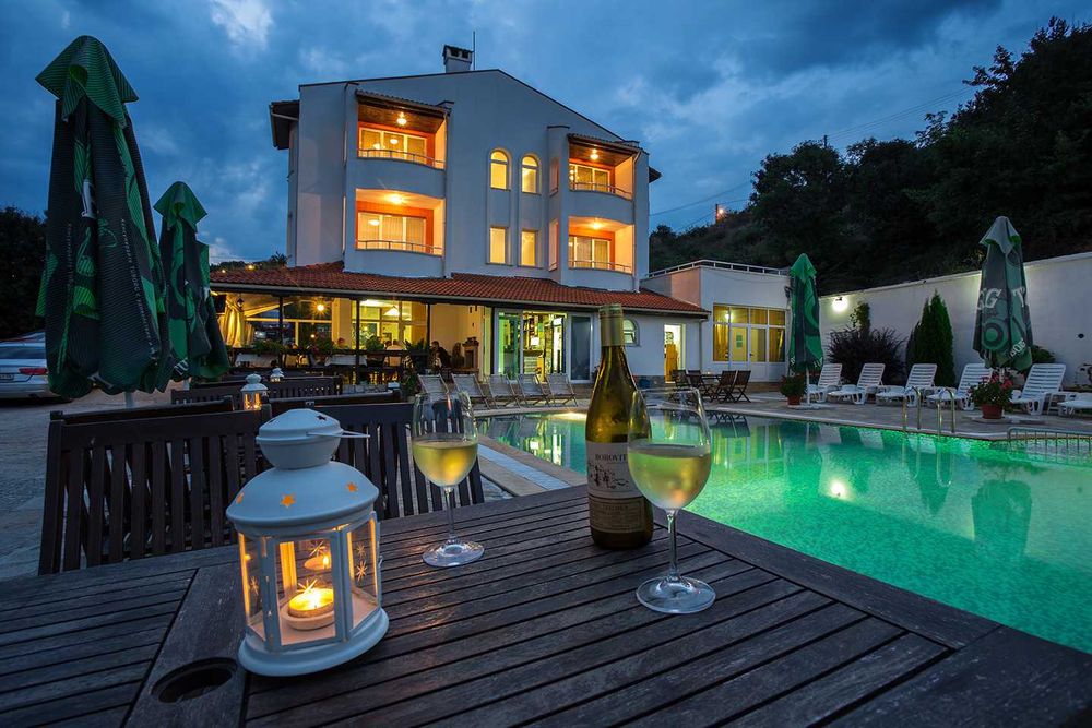 Дава се под наем Едностаен апартамент в с. Главатарци, Област Кърджали - 15 кв.м за 15.3 € - Снимка #7