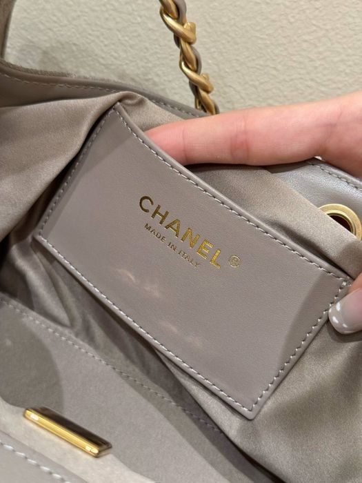 Geanta Chanel Hobo Mini