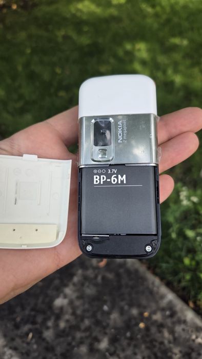 Nokia 6233 Telefon cu Butoane + Accesori