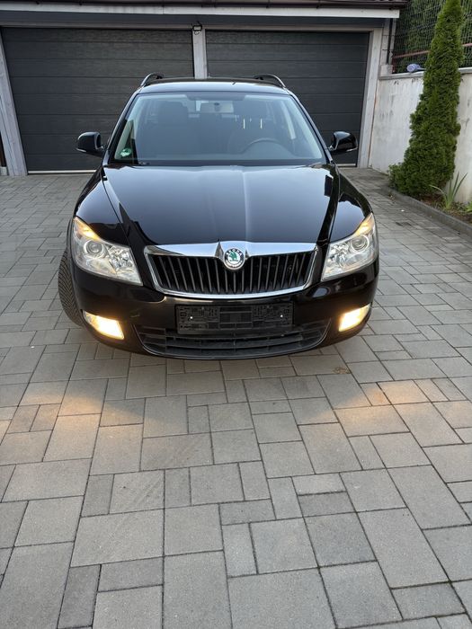 SKODA Octavia 2012 — imagine 2