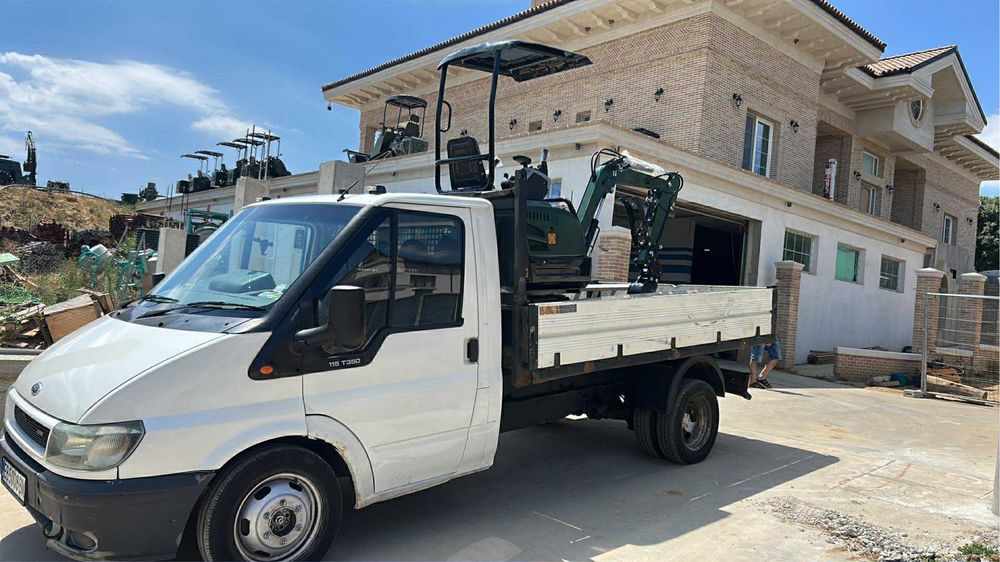 Услуги с багер и самосвал .