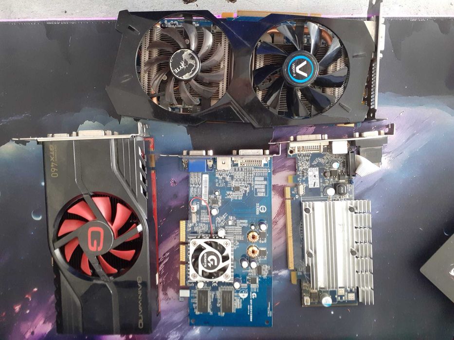 Vând componente de PC