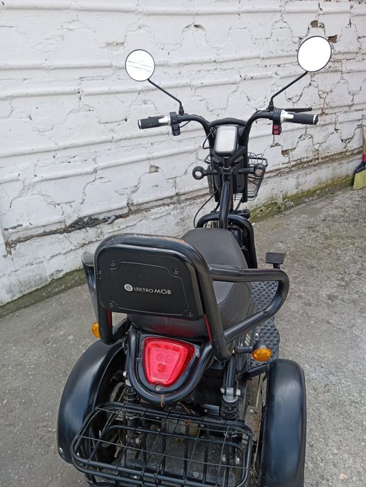 Vând tricicleta electrica