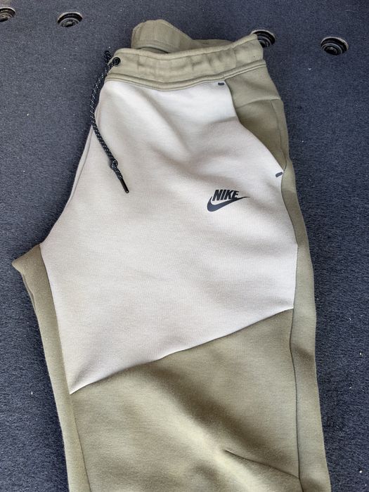 Мъжко долнище Nike tech L