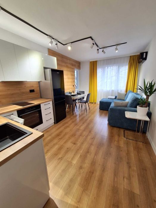 Продава се Тристаен апартамент в Пловдив, Мараша - 68 кв.м за 2148 €/кв.м - Снимка #1