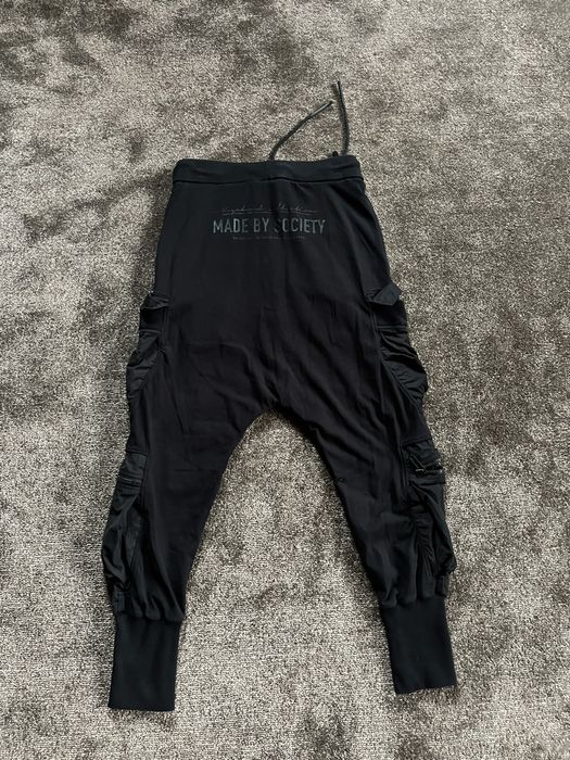 Pantaloni Made By Society