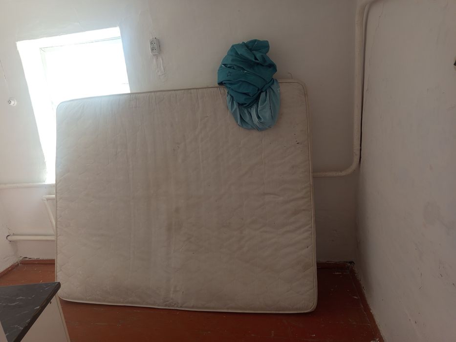 2х спальный сатылады матраспен