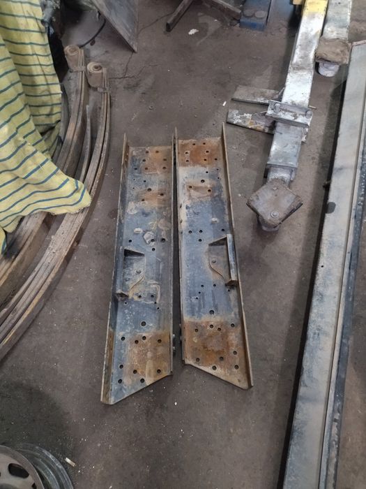 Продам рессоры на газель и запчасти