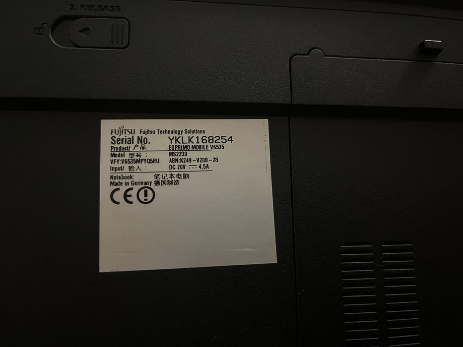 Продам   ноутбук на запчасти. .