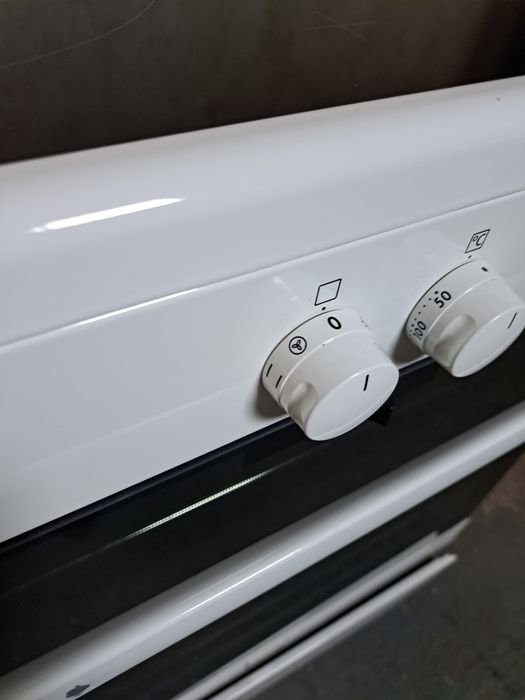 Гаранция 24 месеца Готварска печка Електролукс/Voss/Electrolux 72 л