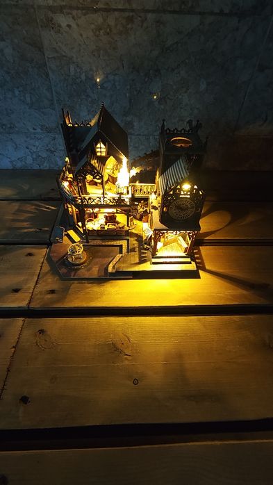 Волшебный домик.