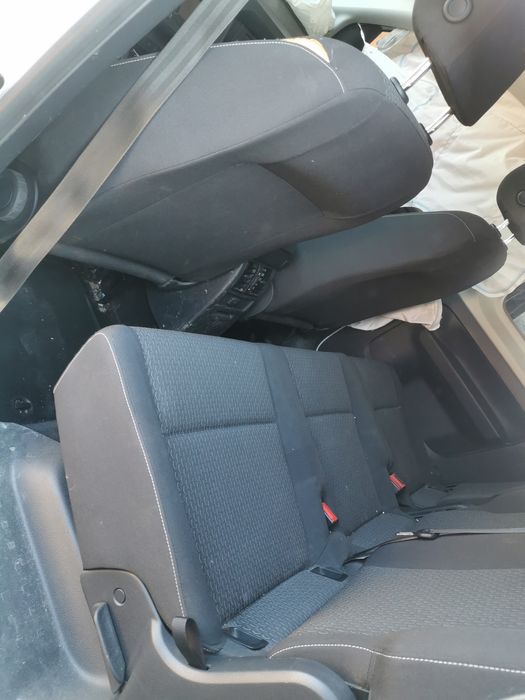 Vw Caddy 2.0TDI 102к.с. На Части