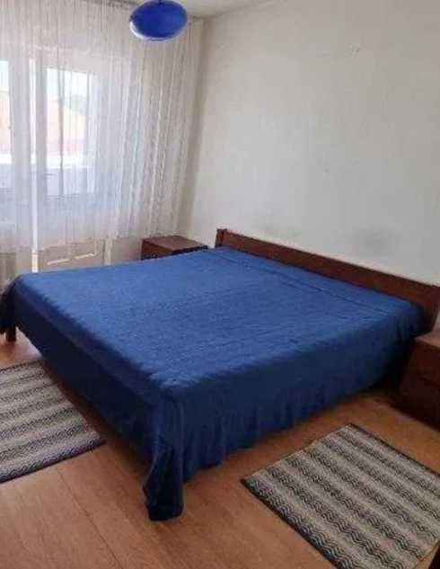 Дава се под наем Тристаен апартамент в Пловдив, Център - 80 кв.м за 255 € - Снимка #3