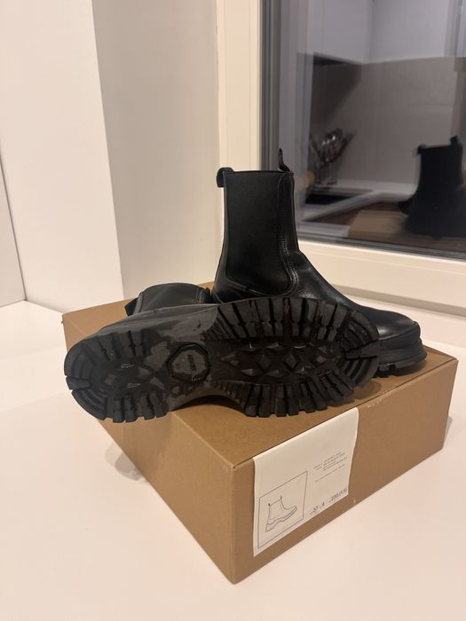 Ghete ARKET din piele naturală cu talpă chunky – Negru