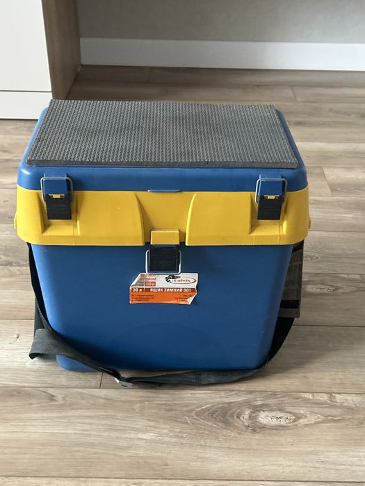 Ящик для зимней рыбалки