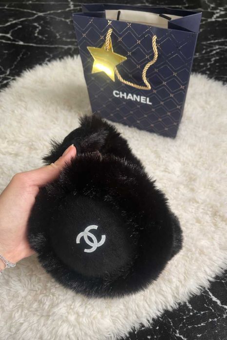 черни ушанки зимни пухкави шанел слушалки шапка chanel уникални бяли