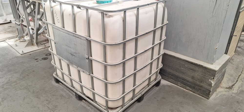 Arzon narxda sotuvda 1 tonnalik bochka