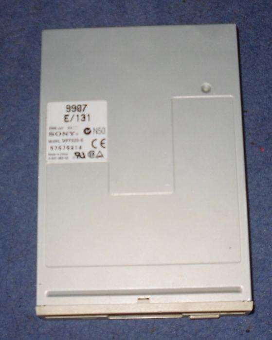 flopy sony pentru pc