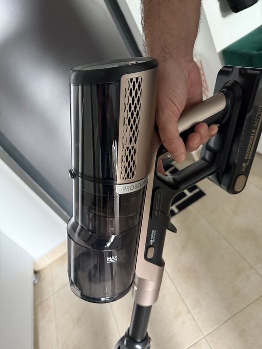 Vand aspirator vertical Proscenic