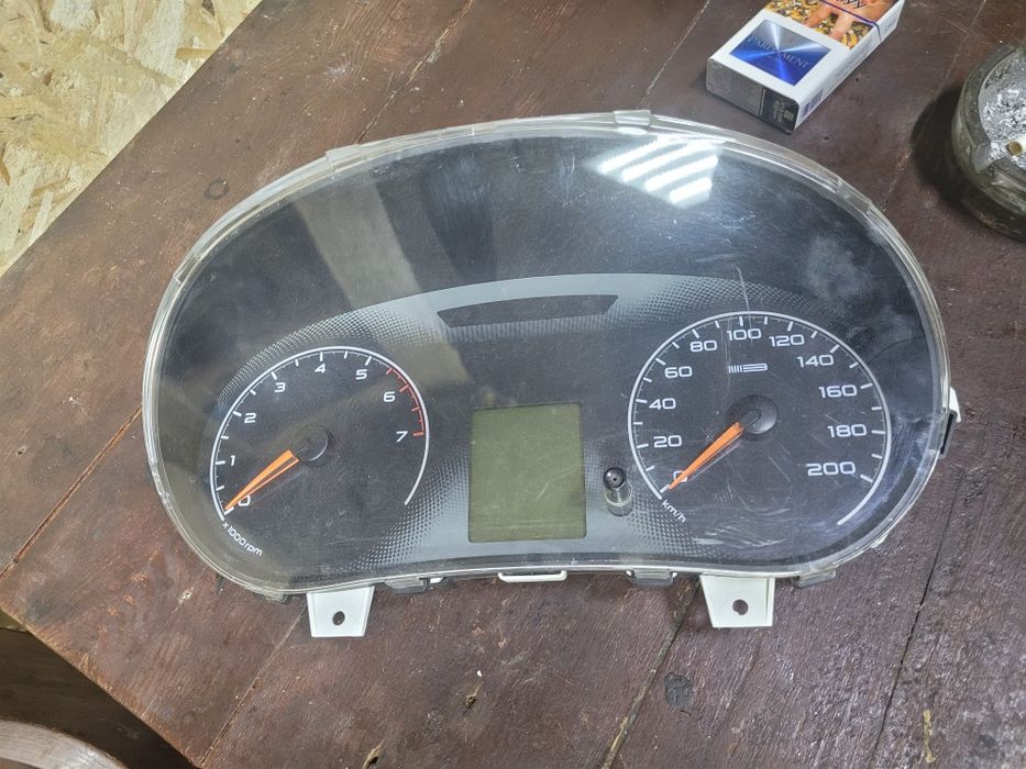 Панель приборов гранта