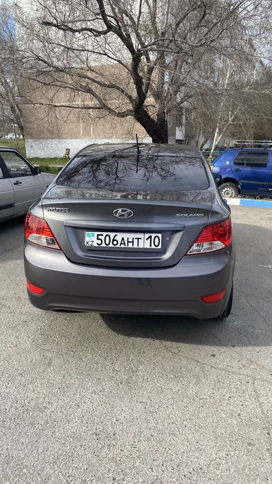 Продам машину солярис 2011 года