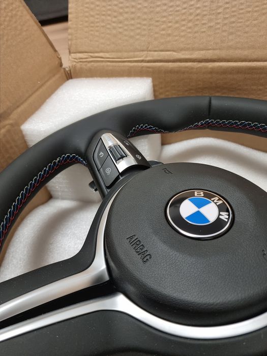 Volan BMW M X5, X3, F10, F30, F31, X1, seria 3, seria 5 , pachet M
