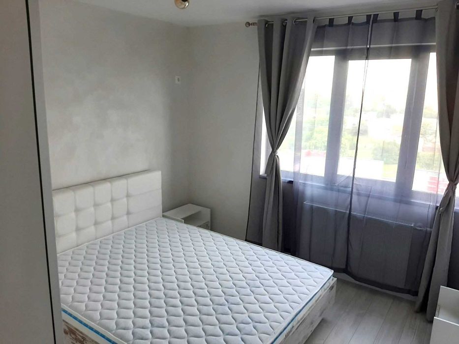 Дава се под наем Двустаен апартамент в Велико Търново, Център - 75 кв.м за 357 € - Снимка #3