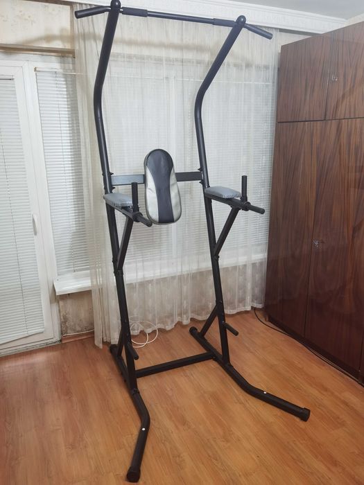 Продавам станция за набиране, кофички, коремни преси