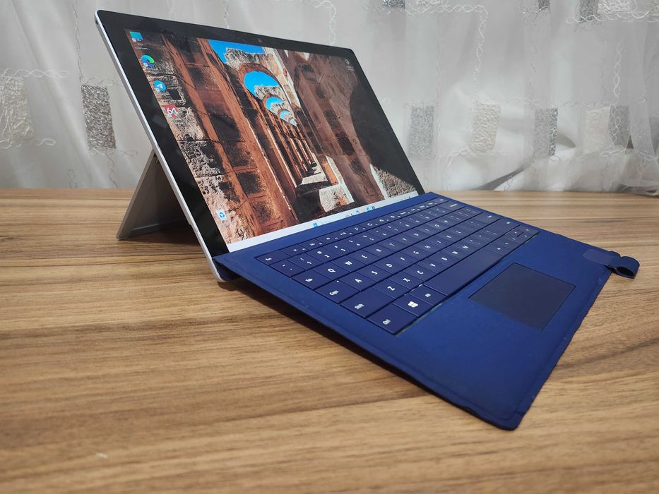 Microsoft Surface Pro 7