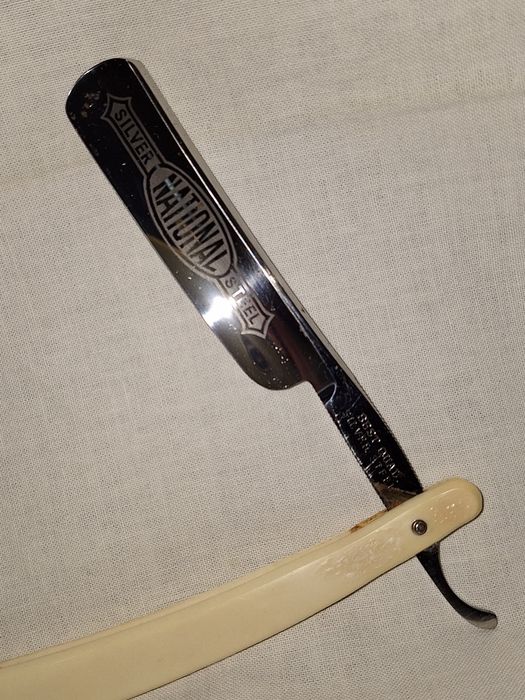 Стар рядък бръснач--Silver National Steel