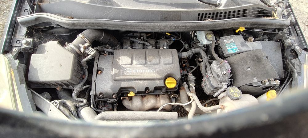 Opel corsa D 1.2  51kw 69кс a12xer за части