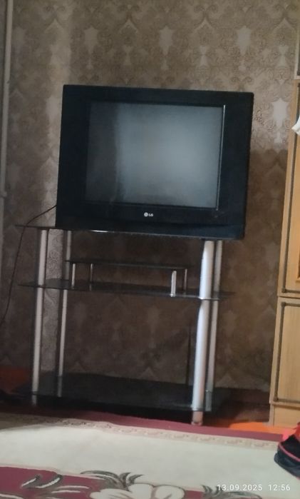 Срочна телевизор подставкасымен