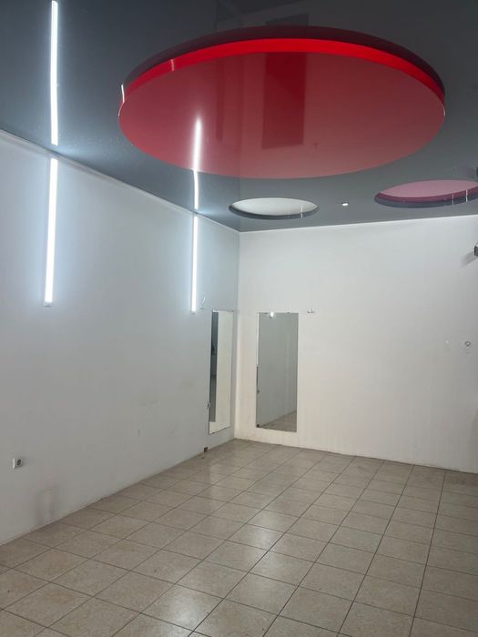 Дава се под наем Магазин в Асеновград - 30 кв.м за 204 € - Снимка #1