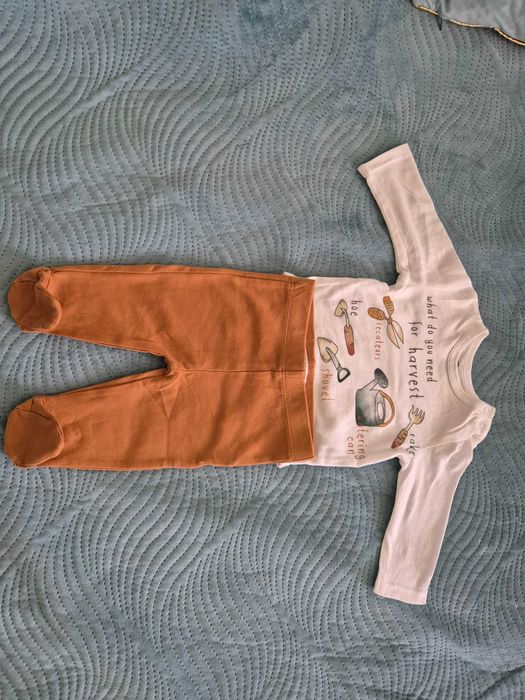 Детско боди и ритънки