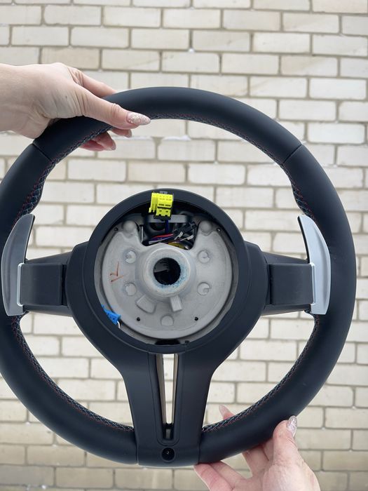 Руль на bmw чёрный E70 E90 E83 E89 / руль на ешку / бмв руль