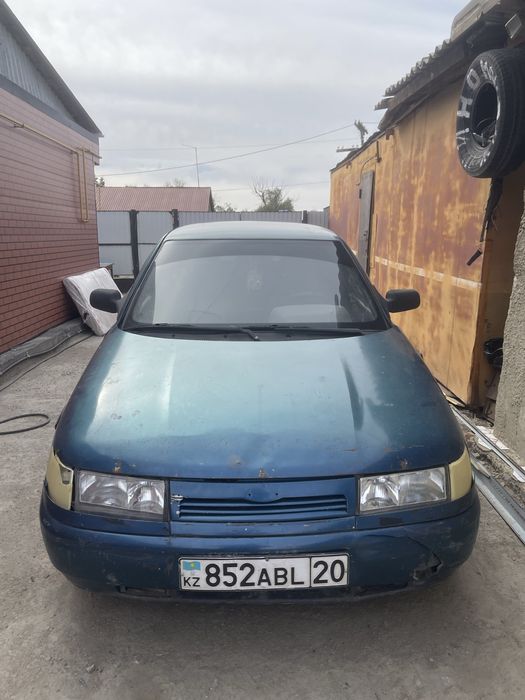 Продам срочно 2110